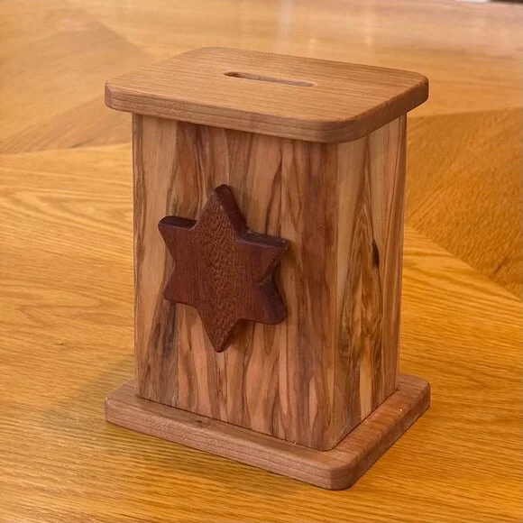 Tzedakah Charity Box Olive / Sapele / Cherry Hardwoods HandCrafted Star of David - Picture 2 of 9